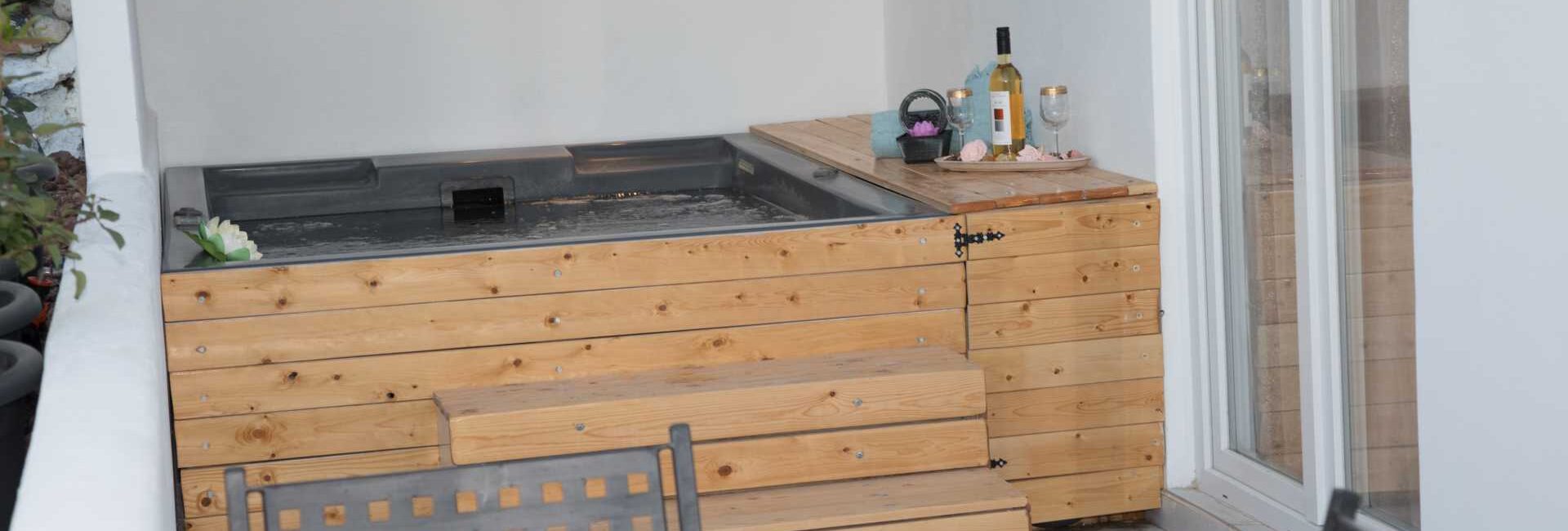 Two bedroom apartment 4 pax with outdoor hot tub