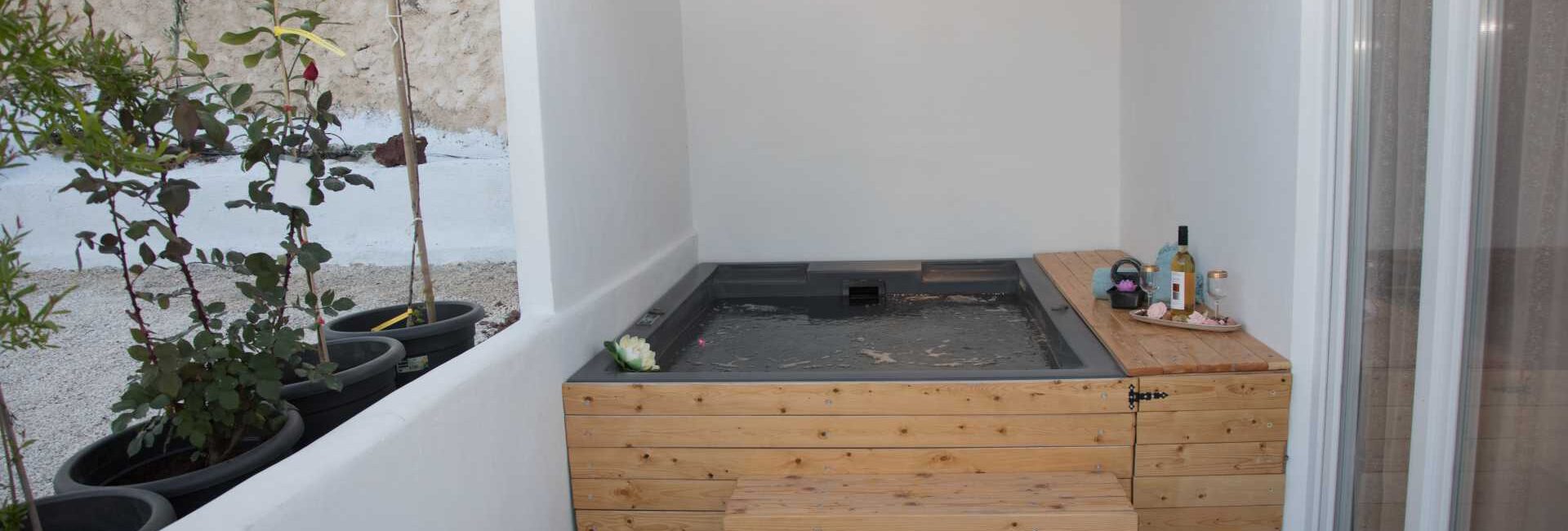 Two bedroom apartment 4 pax with outdoor hot tub